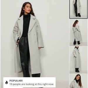 Na-kd raglan coat medium size